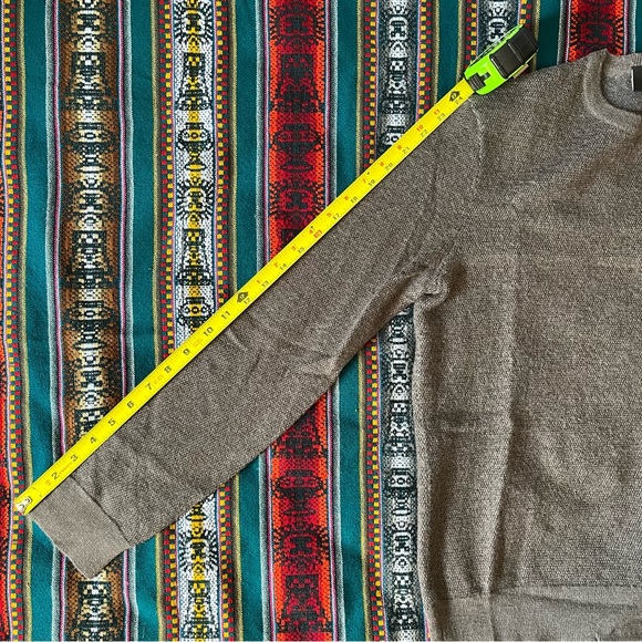 Calvin Klein Italian Yarn Merino Wool Sweater Sz S/M - Picture 8 of 9